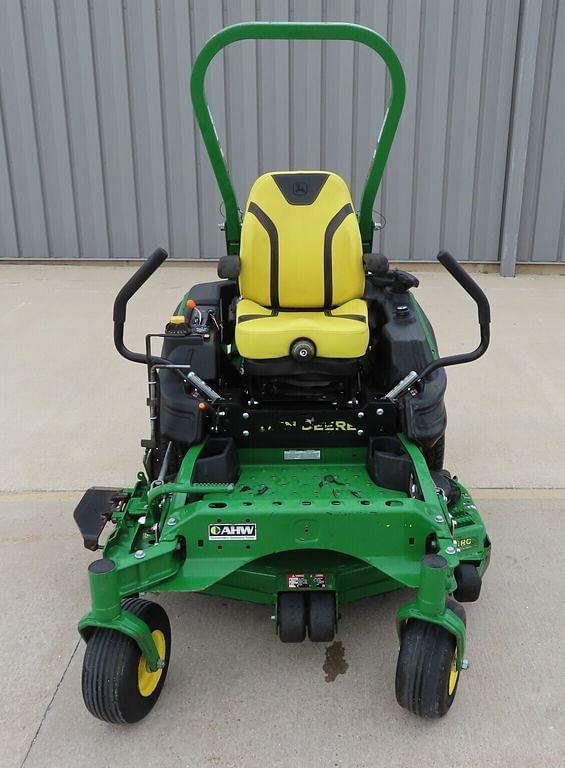 Image of John Deere Z920M equipment image 2