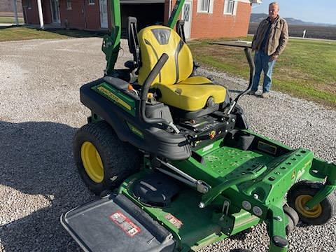 Image of John Deere Z920M equipment image 1