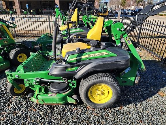 Image of John Deere Z920M equipment image 1