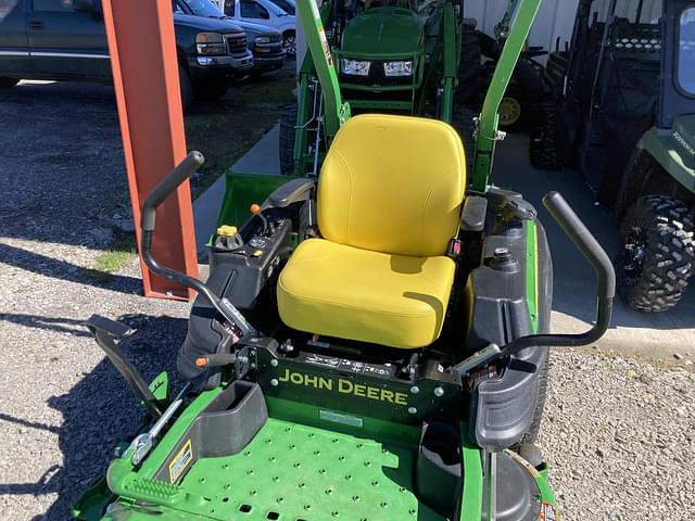 Image of John Deere Z920M equipment image 1