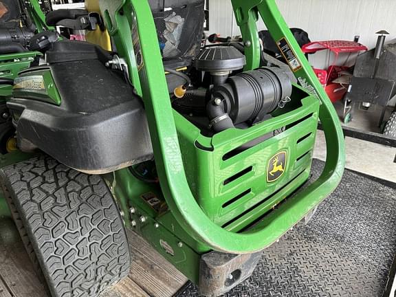 Image of John Deere Z920M equipment image 1