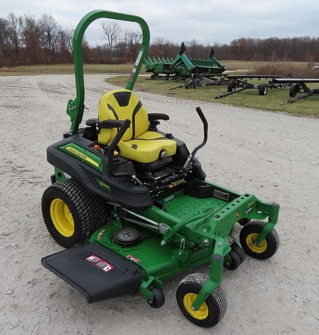 Image of John Deere Z920M equipment image 2