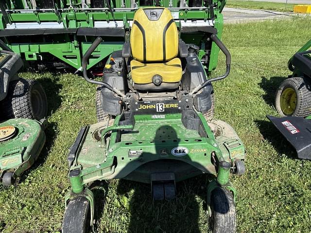 Image of John Deere Z920M equipment image 1