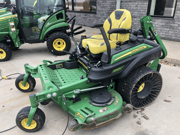 Main image John Deere Z930M