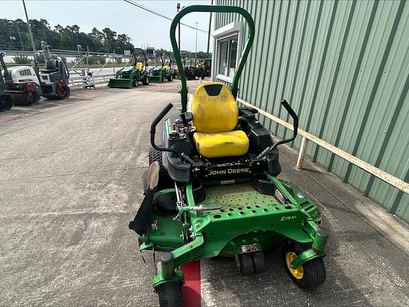 Image of John Deere Z930M equipment image 1