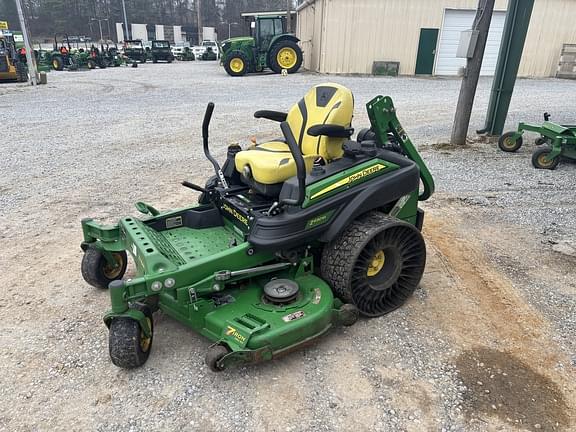 Image of John Deere Z930M equipment image 1