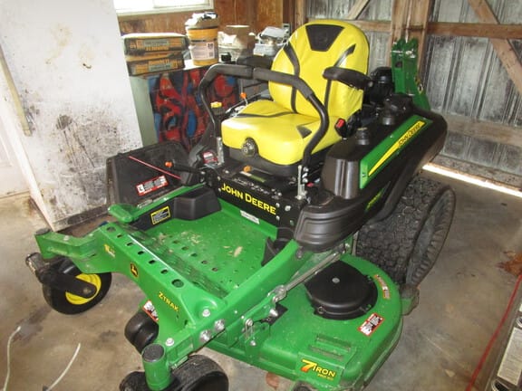 Main image John Deere Z930M