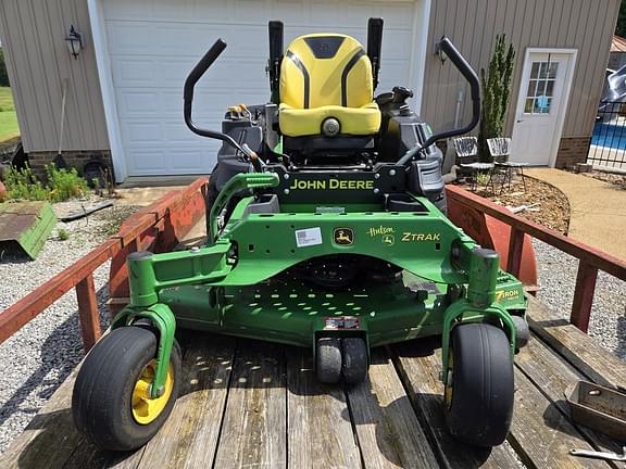 Image of John Deere Z930M equipment image 4