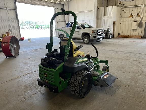 Image of John Deere Z930M equipment image 3