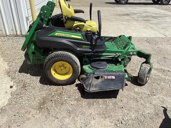 Image of John Deere Z930M equipment image 4