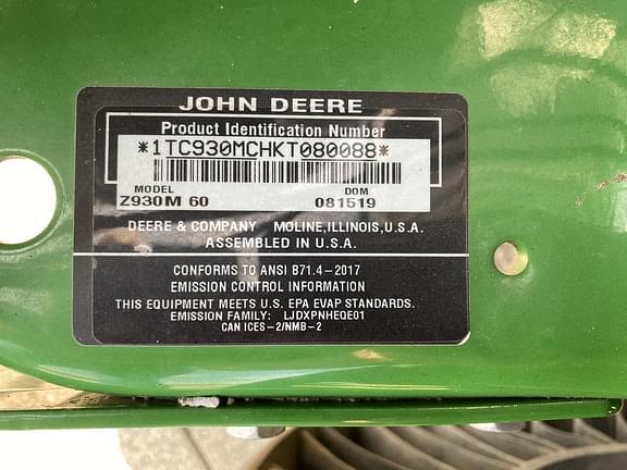 Image of John Deere Z930M equipment image 4