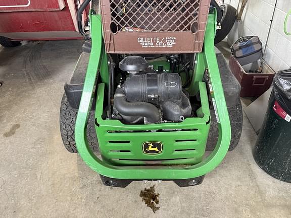 Image of John Deere Z930M equipment image 1