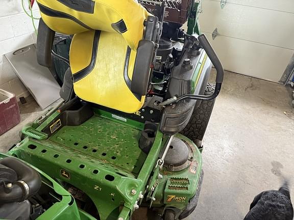 Image of John Deere Z930M equipment image 2