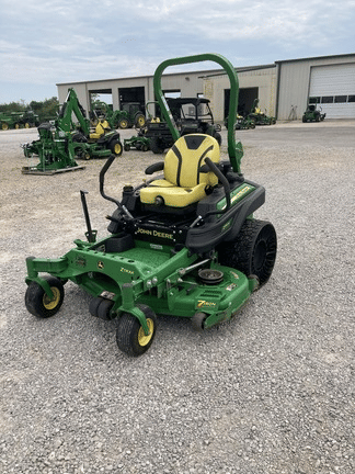 Main image John Deere Z930M