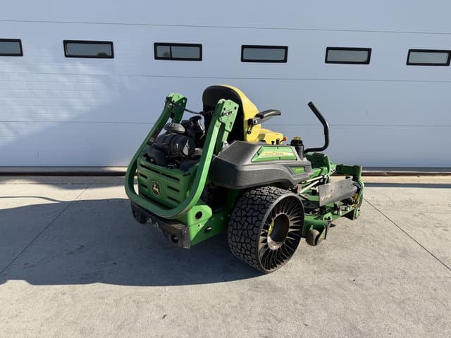 Image of John Deere Z930M equipment image 4