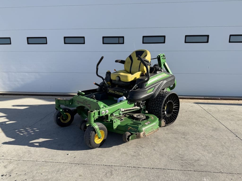 Image of John Deere Z930M Primary image