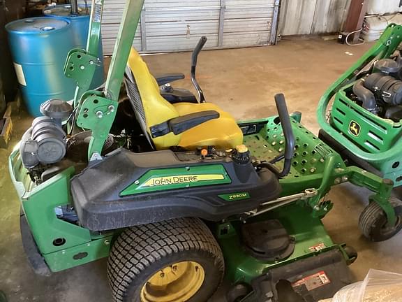 Image of John Deere Z930M Primary image