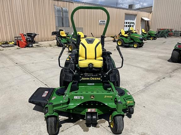Image of John Deere Z930R equipment image 1