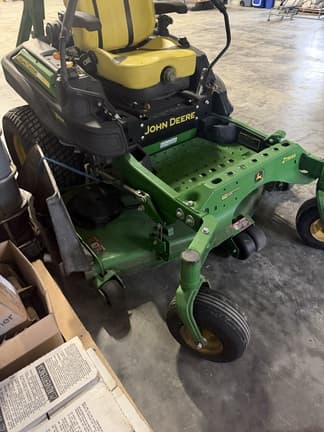 Image of John Deere Z930R equipment image 2