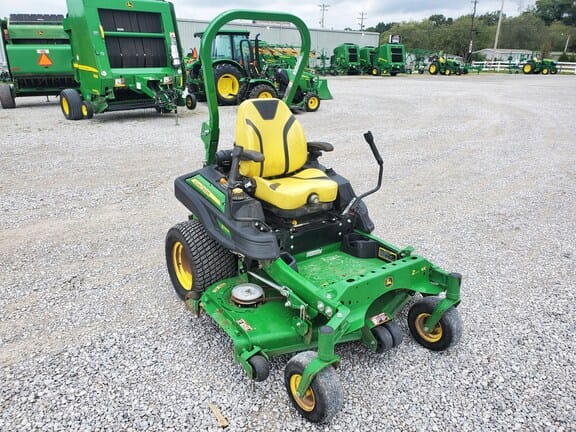 Main image John Deere Z930R