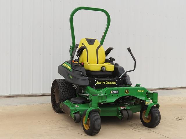Image of John Deere Z930R equipment image 4