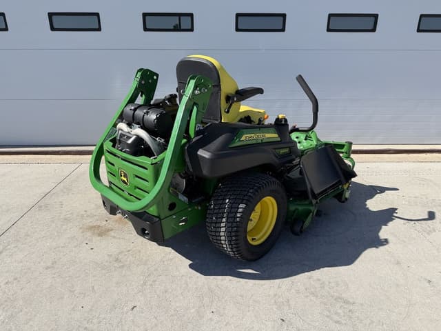 Image of John Deere Z945M equipment image 4
