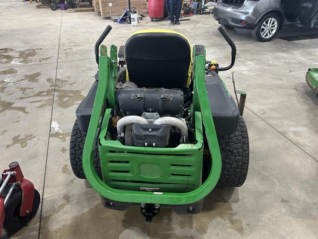 Image of John Deere Z945M equipment image 4