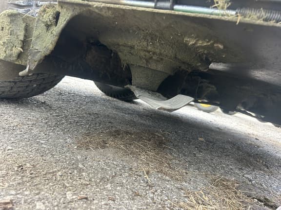Image of John Deere Z945M equipment image 3
