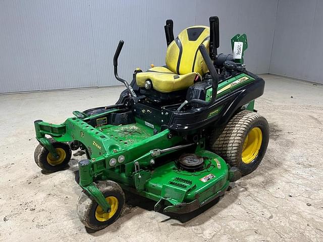 Image of John Deere Z945M equipment image 1