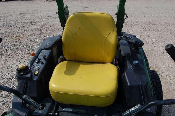 Image of John Deere Z950M equipment image 3