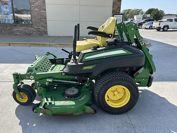 Image of John Deere Z950M equipment image 1