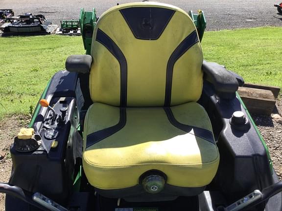 Image of John Deere Z950M equipment image 1
