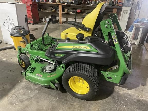 Image of John Deere Z950R equipment image 1