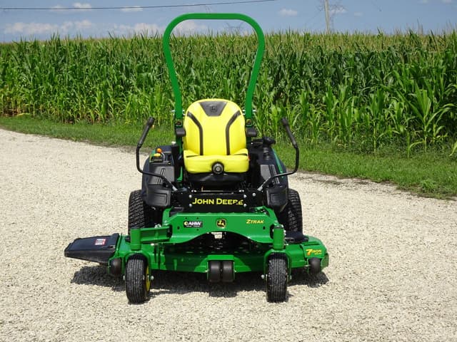 Image of John Deere Z950R equipment image 1