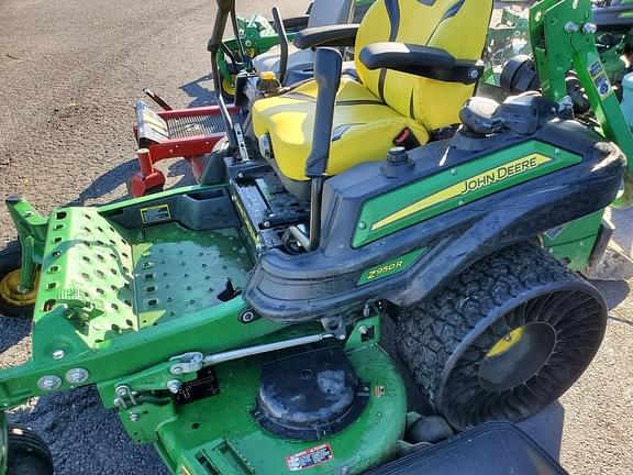 Image of John Deere Z950R equipment image 1