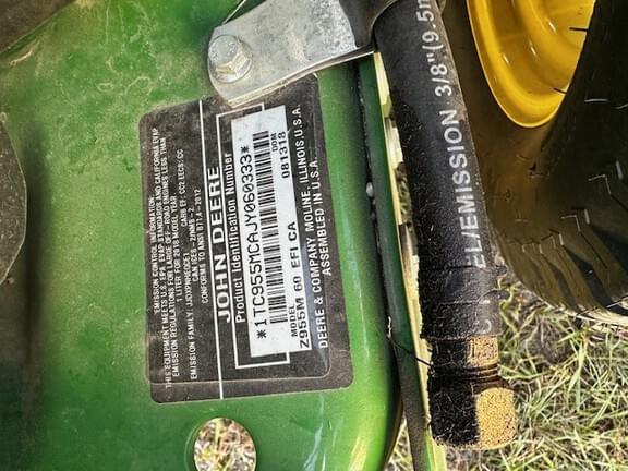 Image of John Deere Z955M equipment image 4