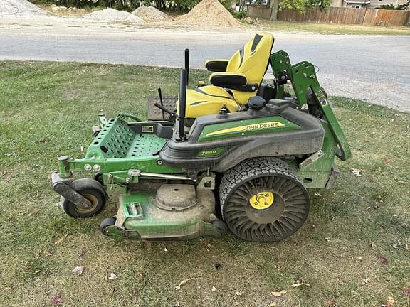 Image of John Deere Z955M equipment image 1