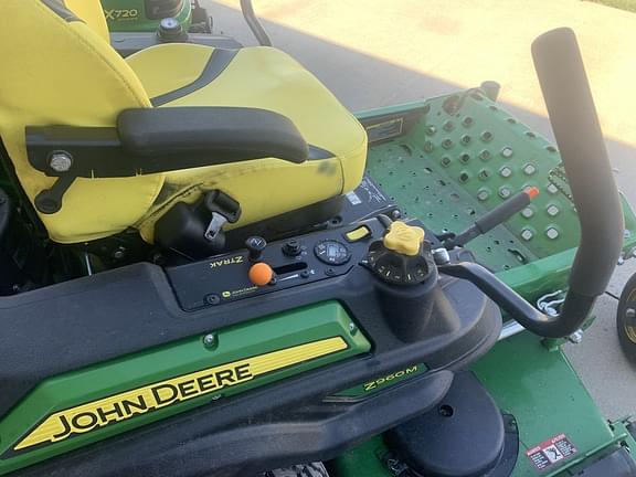 Image of John Deere Z960M equipment image 4