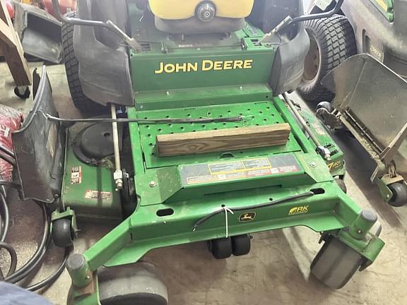 Image of John Deere Z997R equipment image 4