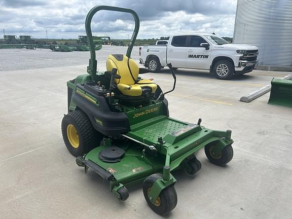 Image of John Deere Z997R equipment image 1