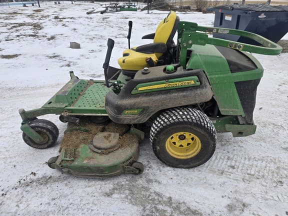 Image of John Deere Z997R equipment image 1