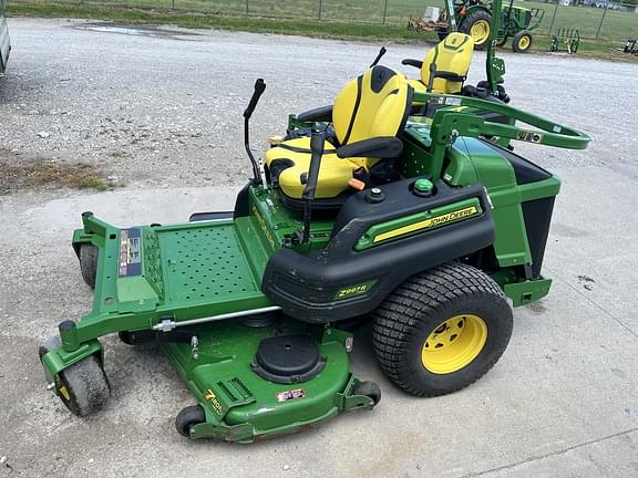 Image of John Deere Z997R equipment image 2