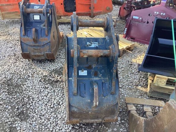 Image of JRB Excavator Bucket equipment image 1