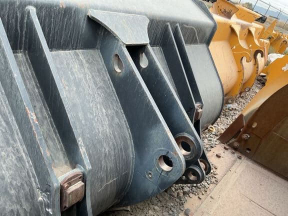 Image of JRB Wheel Loader Bucket equipment image 3