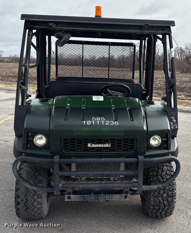 Image of Kawasaki Mule 3010 equipment image 1