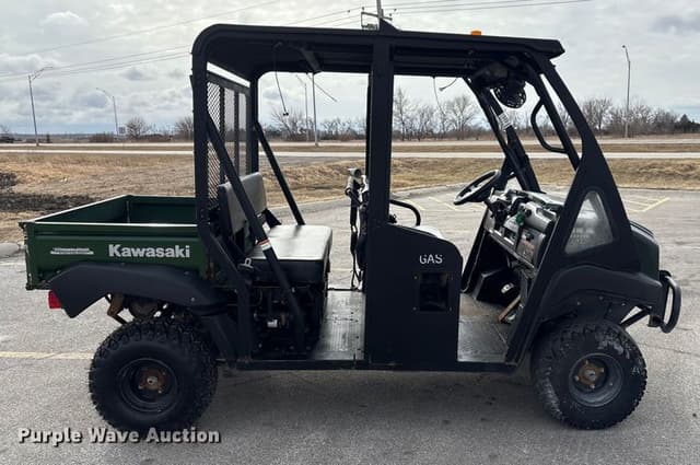 Image of Kawasaki Mule 3010 equipment image 3
