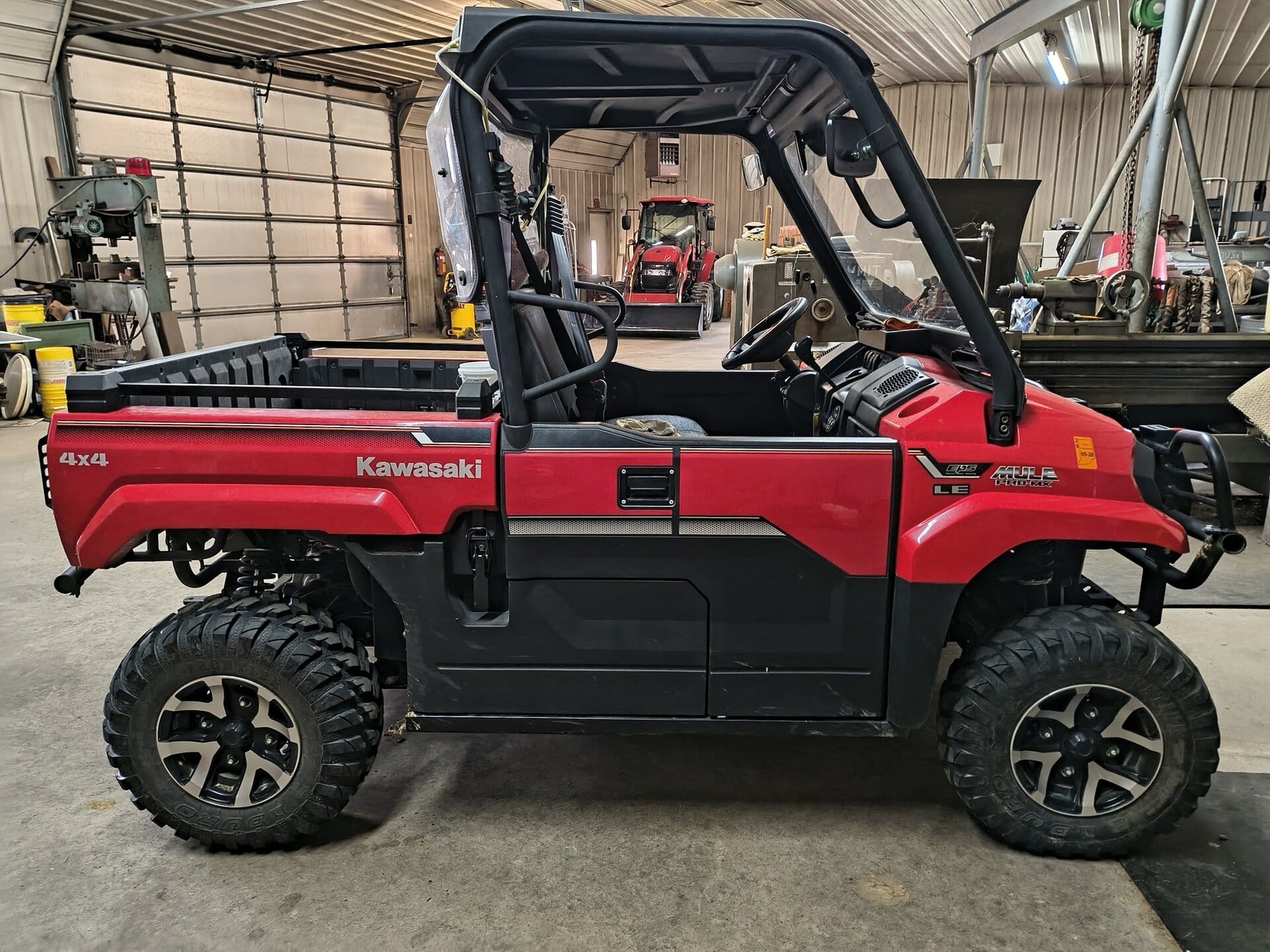 2019 Kawasaki Mule PRO-MX EPS LE Equipment Image0
