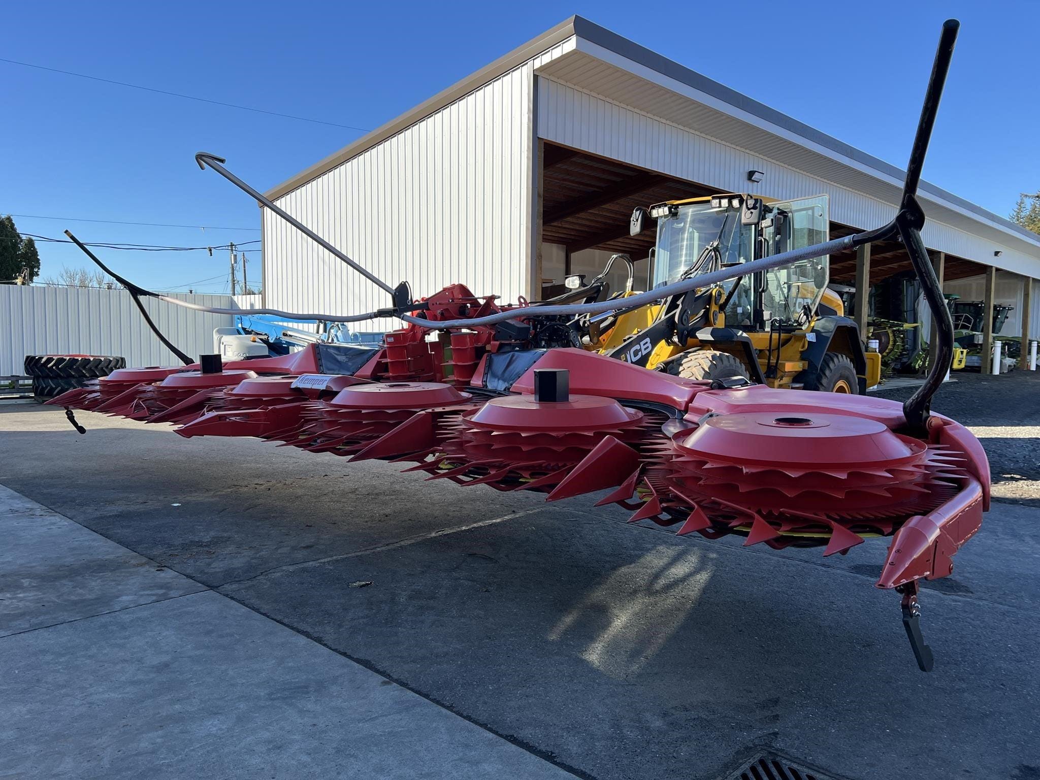 2019 Kemper 490 Plus Equipment Image0