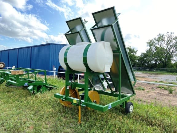 Main image Kennco Transplanter