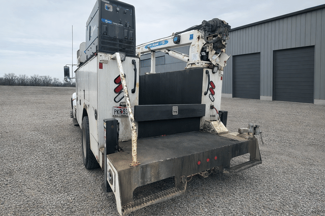 Image of Kenworth T270 equipment image 3